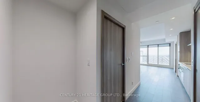 Additional image 14 of 25 McMahon Dr Unit 1505