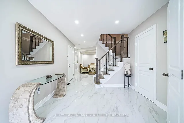 Additional image 4 of 19 Staples Lane