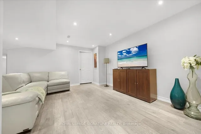 Additional image 40 of 482 Cedric Terr