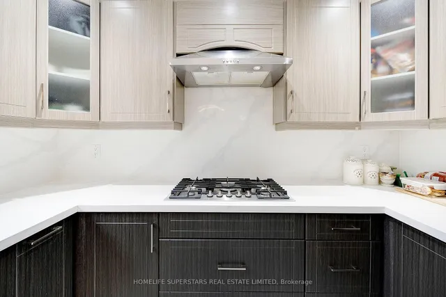 Additional image 13 of 26 Songsparrow Dr