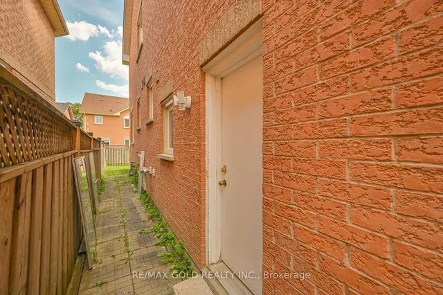 Additional image 4 of 122 White Tail Cres