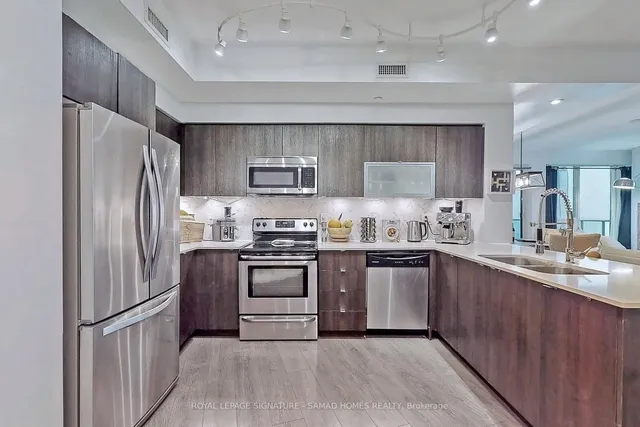 Additional image 8 of 150 East Liberty St Unit 2813