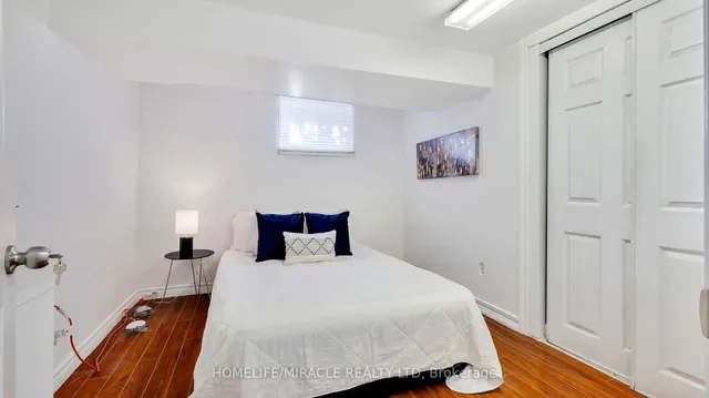 Additional image 38 of 8 Hollyhedge Dr