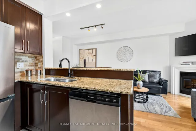 Additional image 13 of 161 Nisbet Blvd