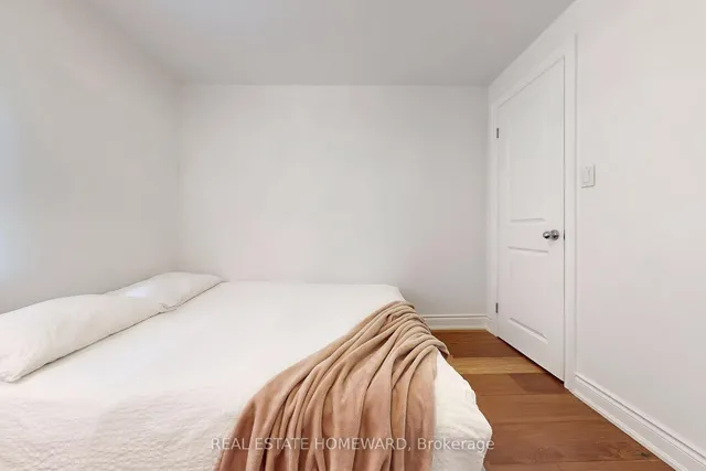 Additional image 25 of 48 Holley Ave