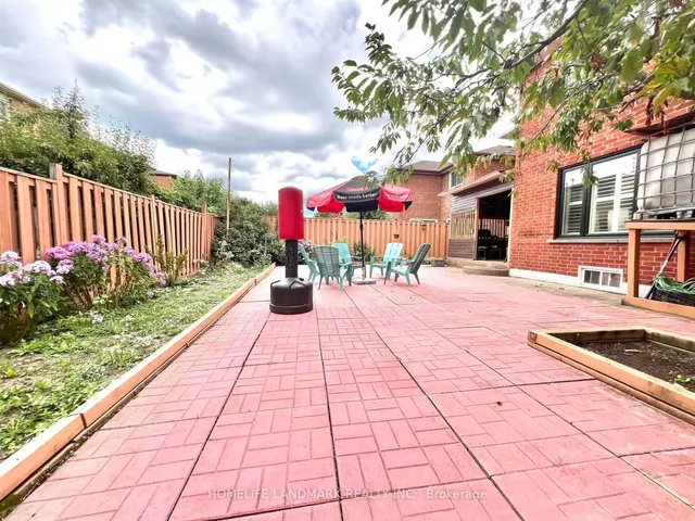 Additional image 15 of 327 Goldhawk Tr