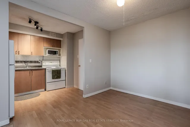 Additional image 17 of 975 Warwick Crt Unit 1510