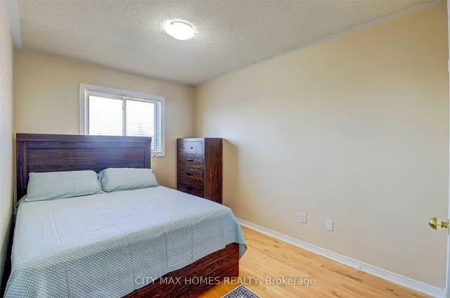 Additional image 12 of 4 Cranberry Cres