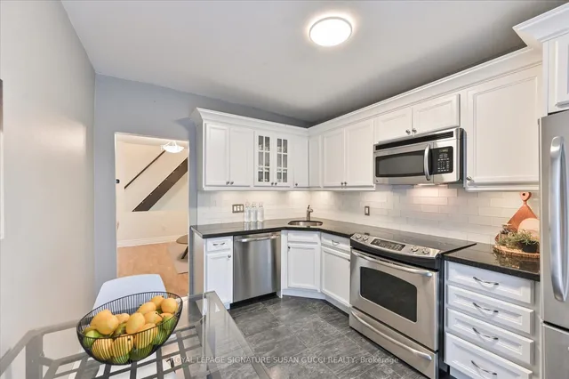 Additional image 13 of 1125 Woodbine Ave