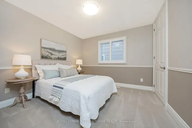 Additional image 19 of 561 Hawthorne Cres