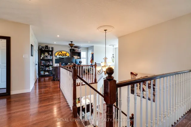 Additional image 21 of 274 Springvalley Cres