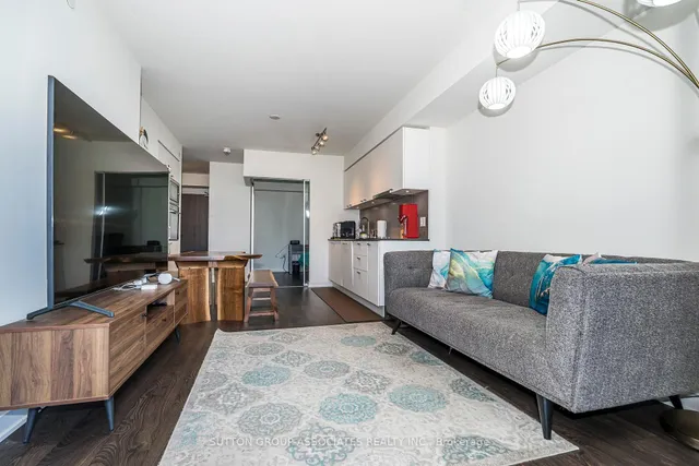 Additional image 9 of 27 Bathurst St Unit 508W