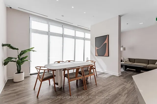 Additional image 23 of 65 Mutual St Unit 2501