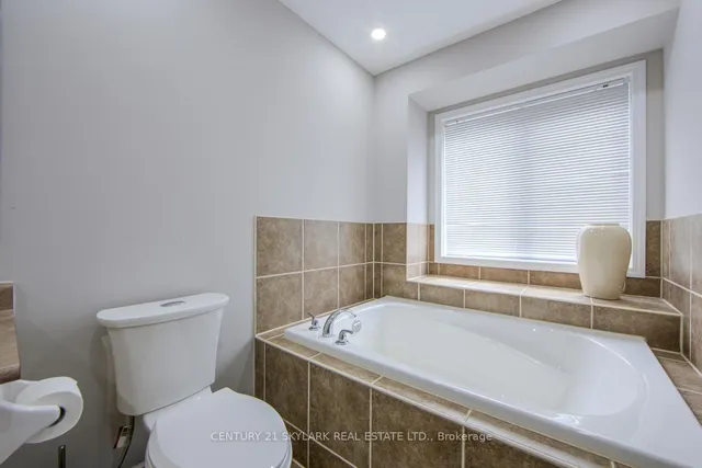 Additional image 37 of 21 Decker Hollow Circ