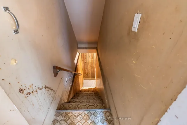 Additional image 31 of 170 Grosvenor Ave