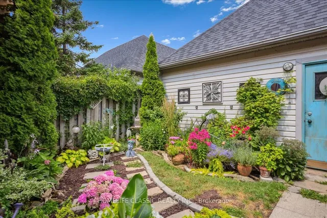 Additional image 43 of 153 Glenashton Dr