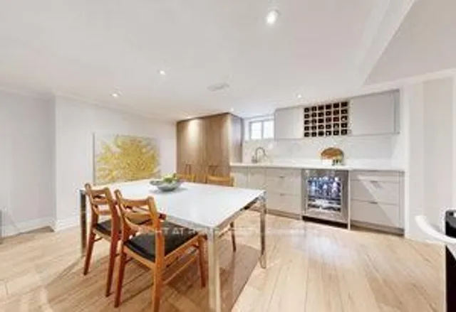 Additional image 27 of 66 CLIVEDEN Ave