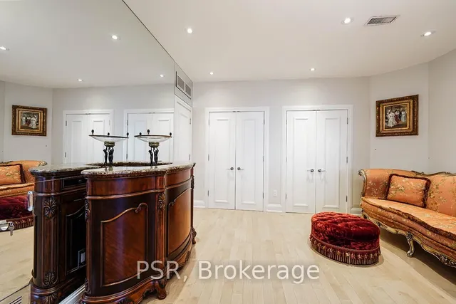 Additional image 36 of 149 Dunvegan Rd