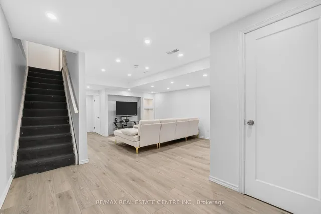 Additional image 25 of 31 Martree Cres