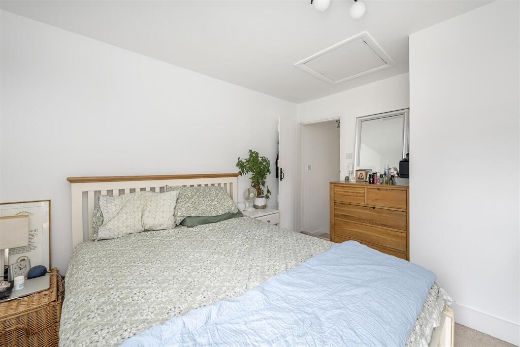 Additional image 8 of Cravells Road, Harpenden