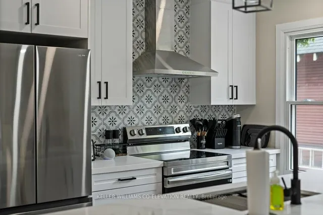 Additional image 15 of 493 Crosby Ave