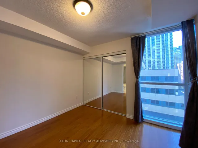 Additional image 40 of 801 Bay St Unit 902