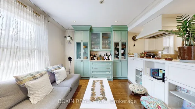 Additional image 4 of 17 Calvin Ave