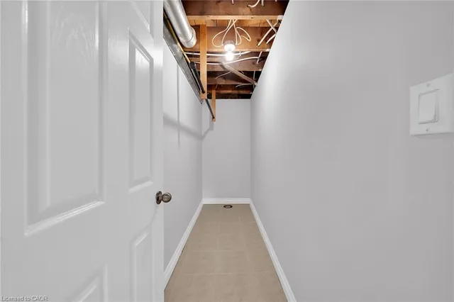 Additional image 35 of 441 Elmwood Ave