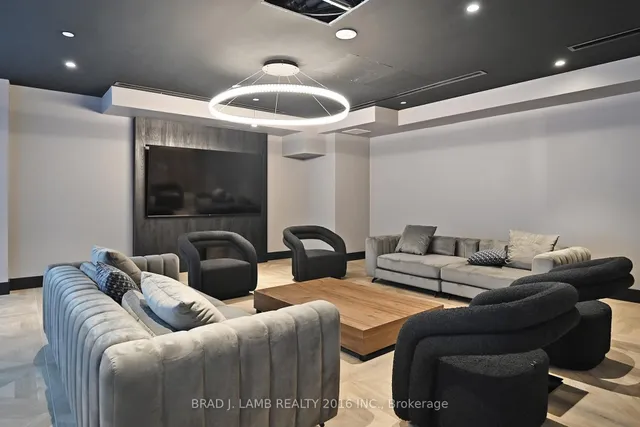 Additional image 39 of 195 McCaul St Unit 1501