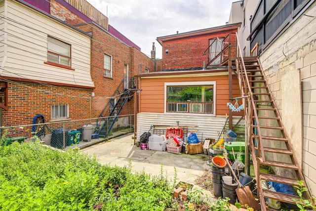 Additional image 49 of 1000 Dundas St