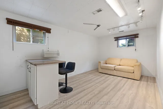 Additional image 28 of 1147 Saturnia Cres