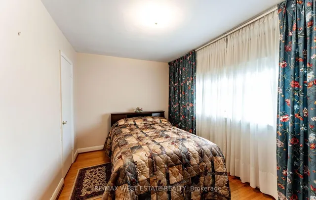 Additional image 20 of 1468 Wilson Ave