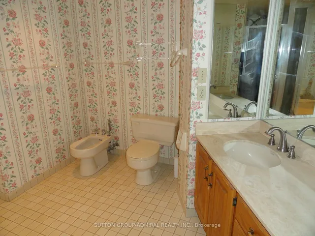 Additional image 18 of 85 Skymark Dr Unit 801