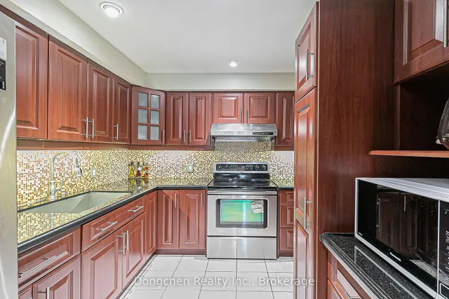 Additional image 17 of 14 Carl Cres