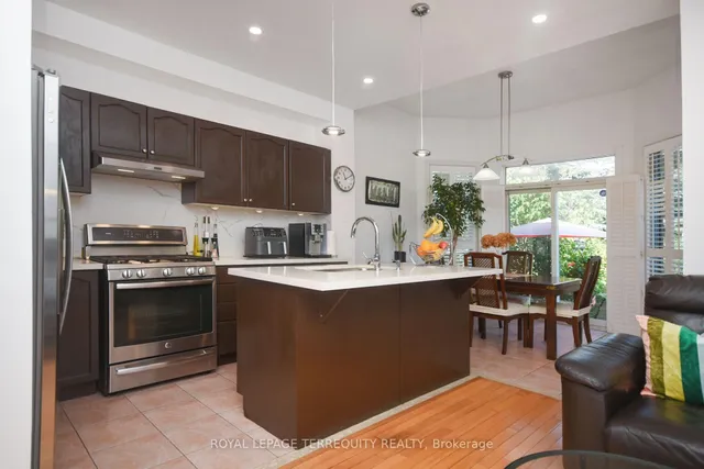 Additional image 5 of 902 Ledbury Cres