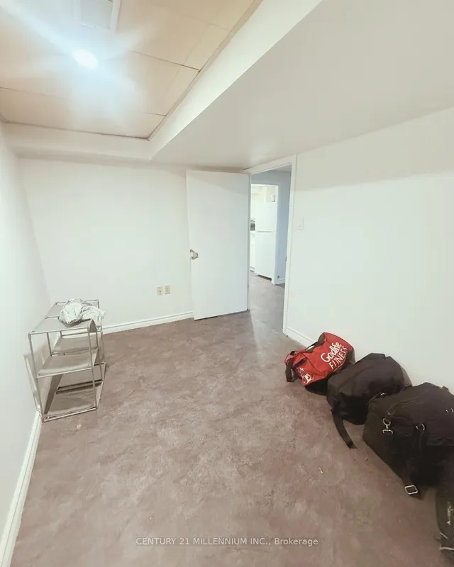 Additional image 24 of 237 Balsam Ave