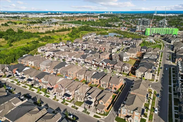 Additional image 48 of 1416 Lakeport Cres