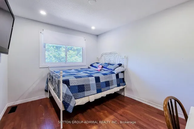 Additional image 23 of 2 Royalwood Crt Unit 52