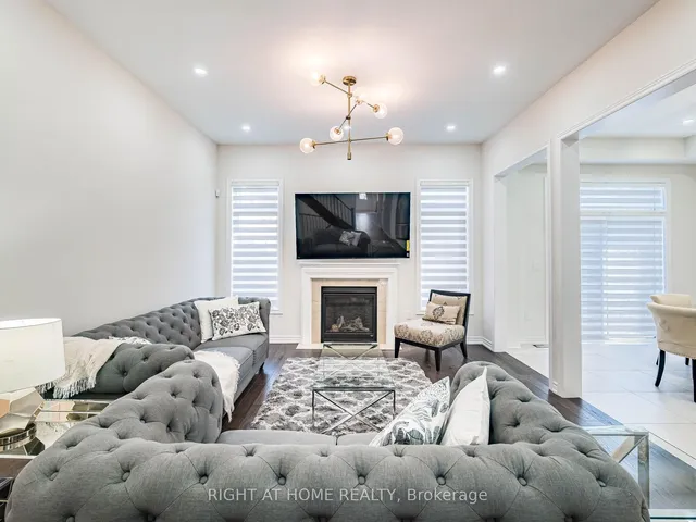 Additional image 19 of 16 Charing Cross Gate