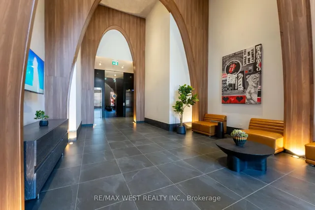 Additional image 46 of 270 Dufferin St Unit 413