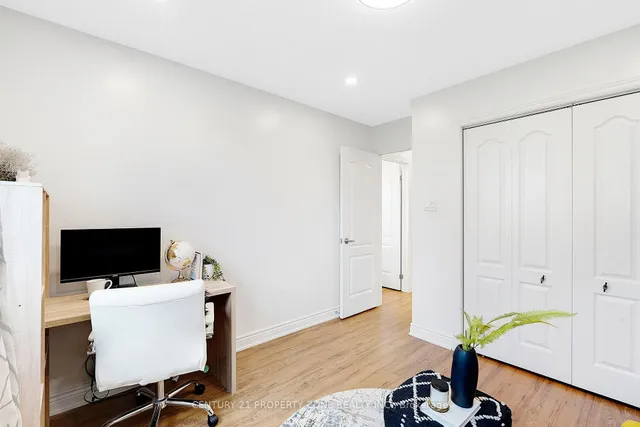 Additional image 23 of 38 Rodwell Crt