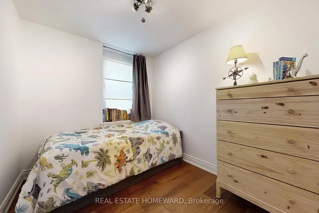 Additional image 26 of 48 Holley Ave