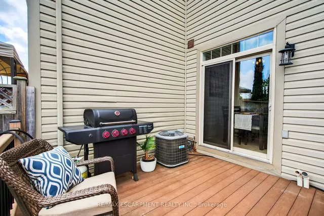 Additional image 39 of 161 Nisbet Blvd