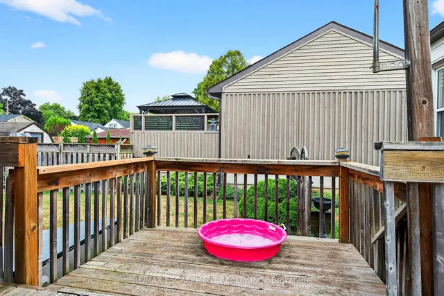 Additional image 33 of 15 Donald Ave