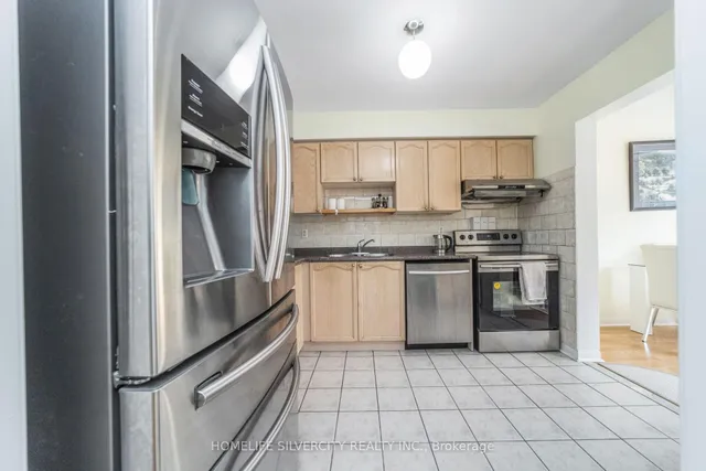 Additional image 11 of 85 Dandelion Rd