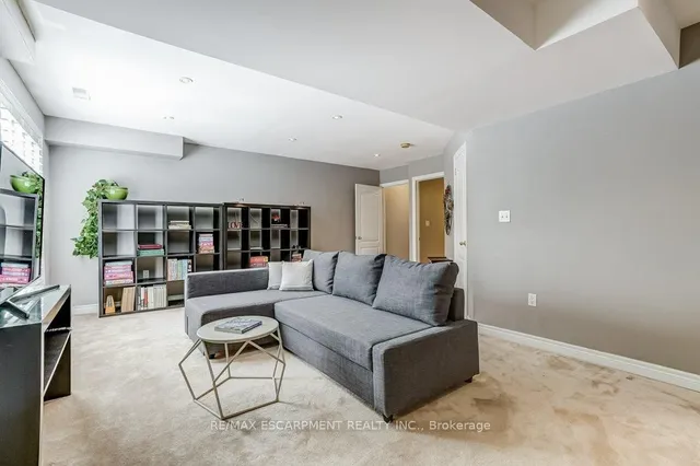 Additional image 25 of 4134 Medland Dr