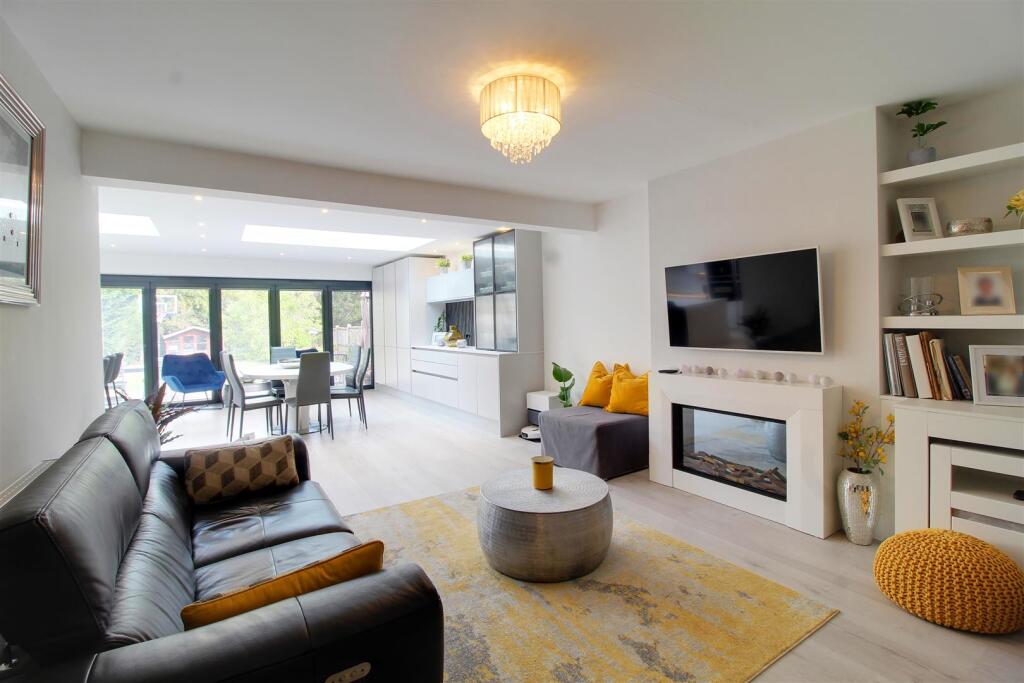 Additional image 26 of Westland Drive, Brookmans Park