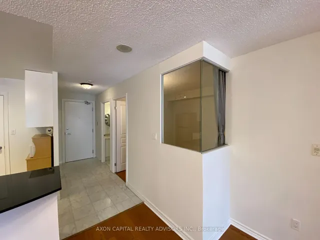 Additional image 27 of 801 Bay St Unit 902