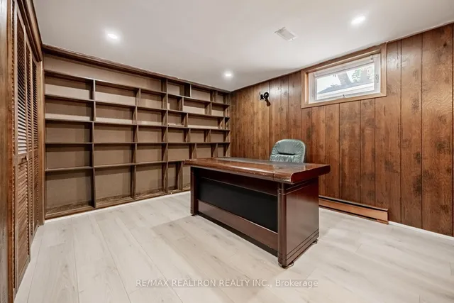 Additional image 28 of 79 Blanmora Dr