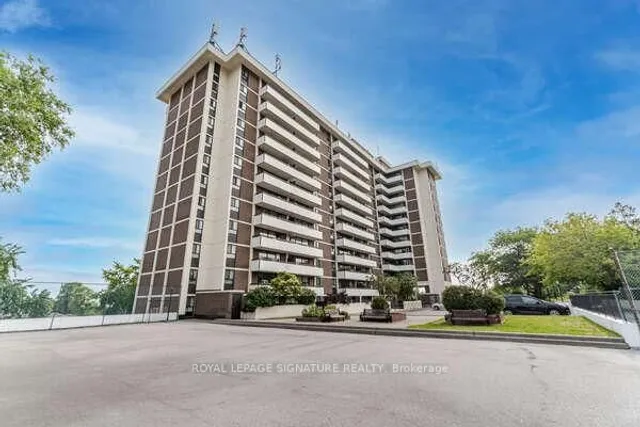 541 Blackthorn Ave Unit 1110